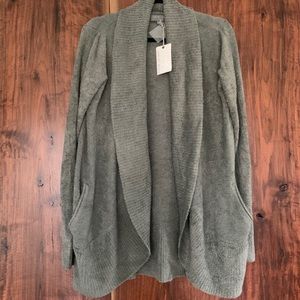 NWT Barefoot Dreams Cozy Cardigan size M